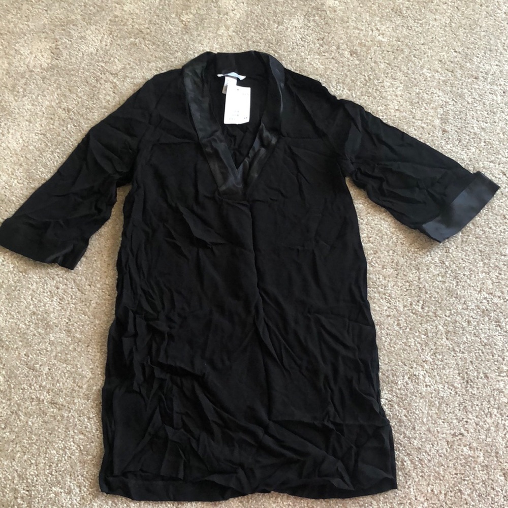 NEW H&M Black Top Blouse Size 4